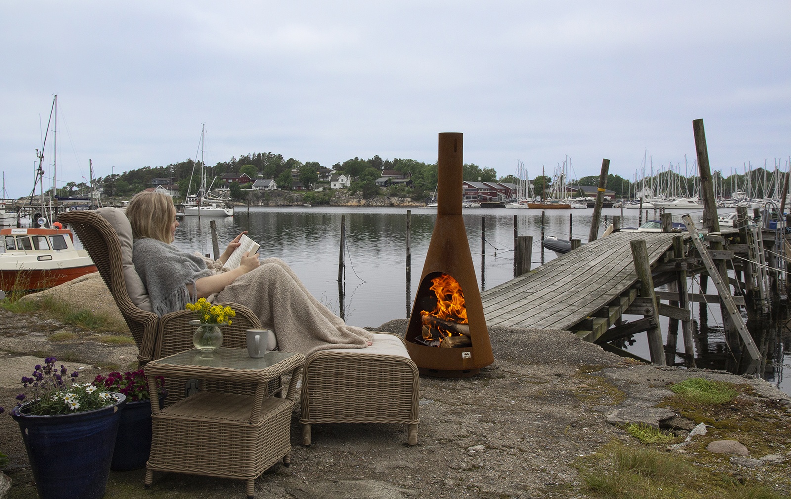 Jøtul Frøya | Outdoor wood fireplaces - Modern