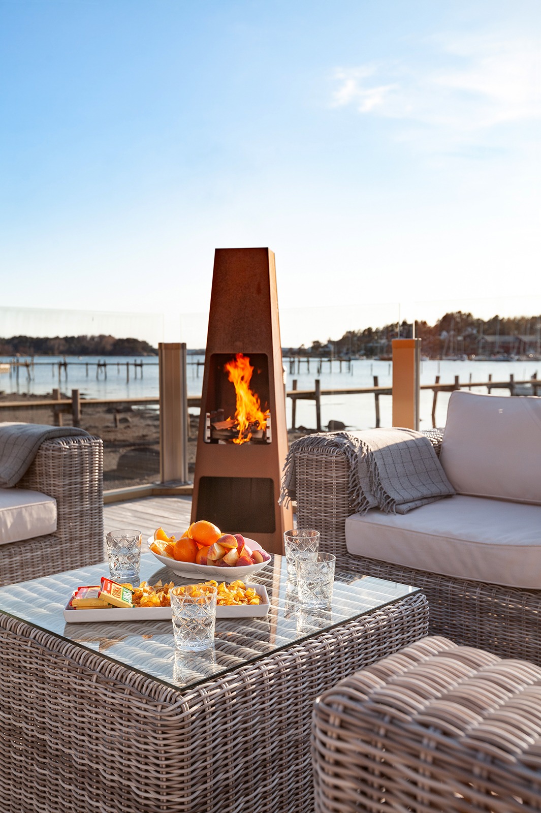 Jøtul Loke | Outdoor wood fireplaces - Modern